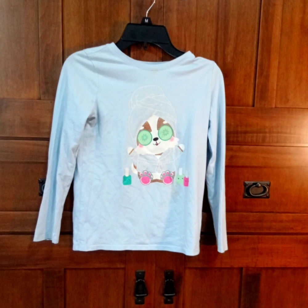 Cat and Jack long sleeve shirt color blue size M or 7 to 8 years old.